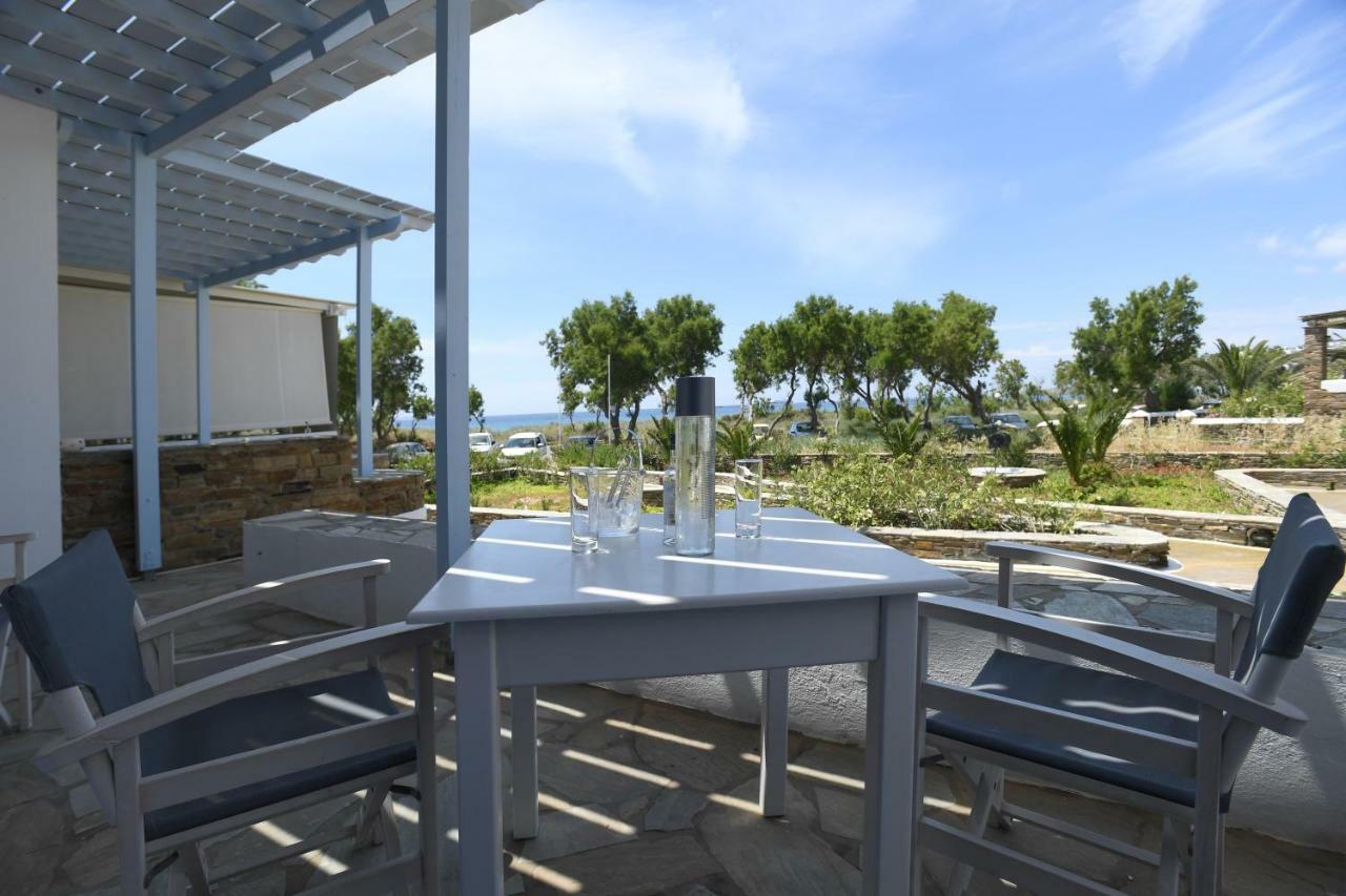 Nostos Beachfront Apartments & Studios Агиос-Иоаннис Экстерьер фото