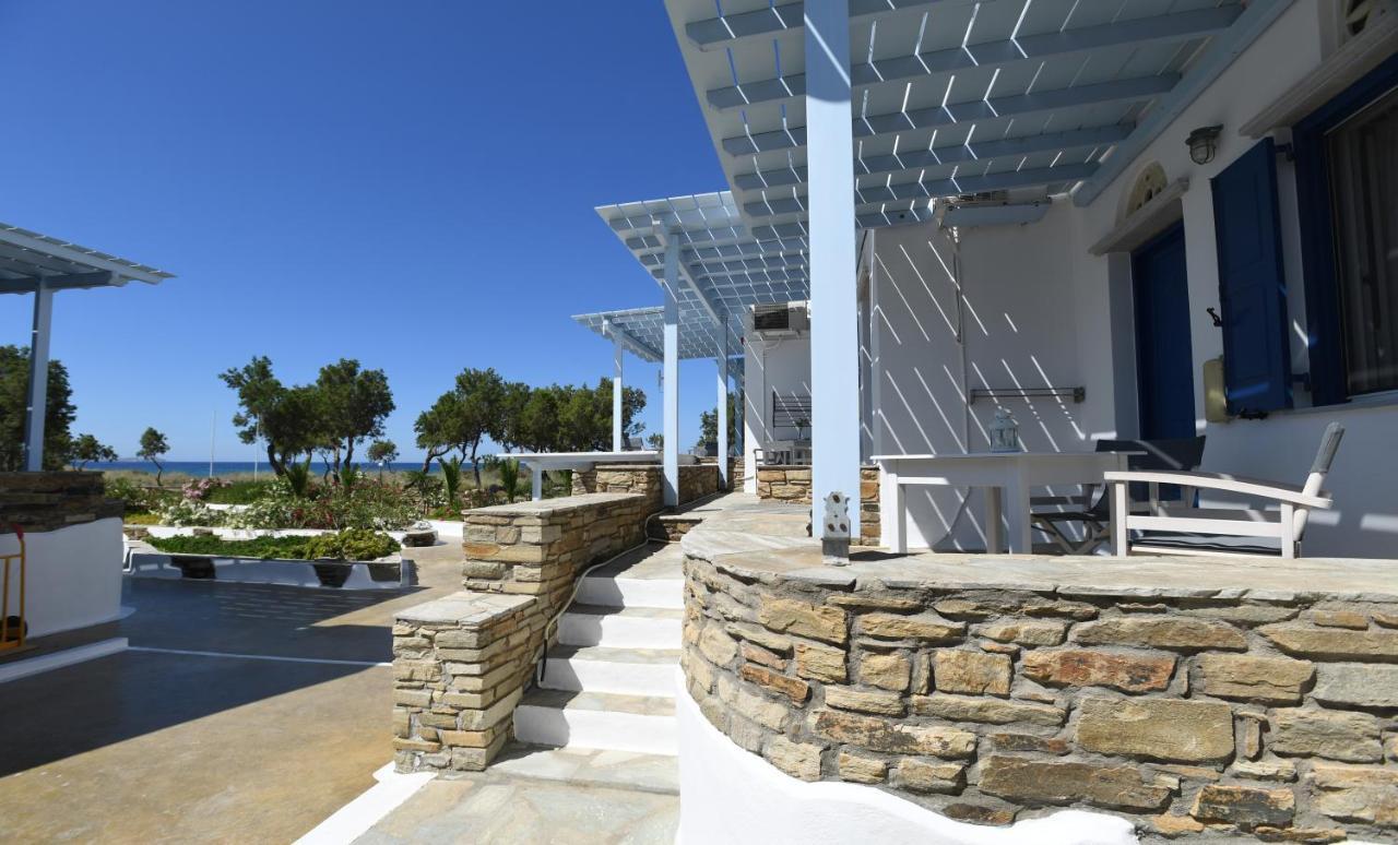 Nostos Beachfront Apartments & Studios Агиос-Иоаннис Экстерьер фото