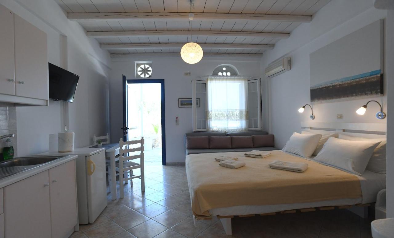 Nostos Beachfront Apartments & Studios Агиос-Иоаннис Экстерьер фото